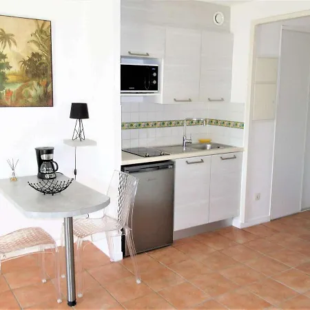 Appartement Biarritz, 1 Piece, 2 Personnes - Fr-1-3-532 * Biarritz